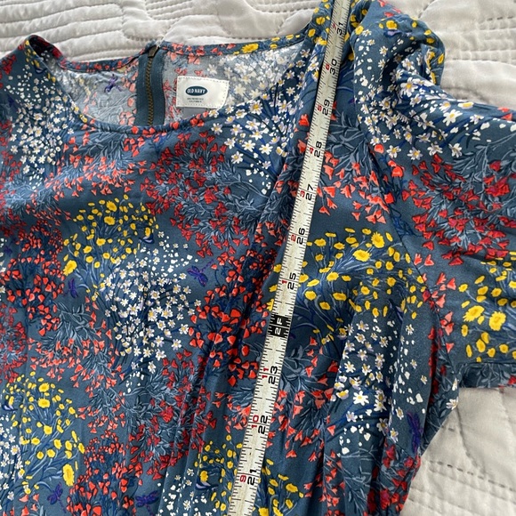 Old Navy Floral Shift Dress - Picture 4 of 4